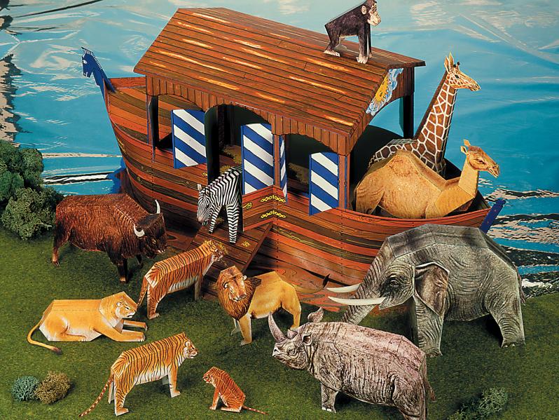 Arche Noah mit 12 Tieren